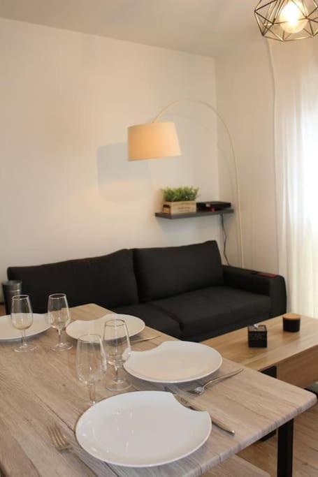 Clos Pasteur Modern For 4 People