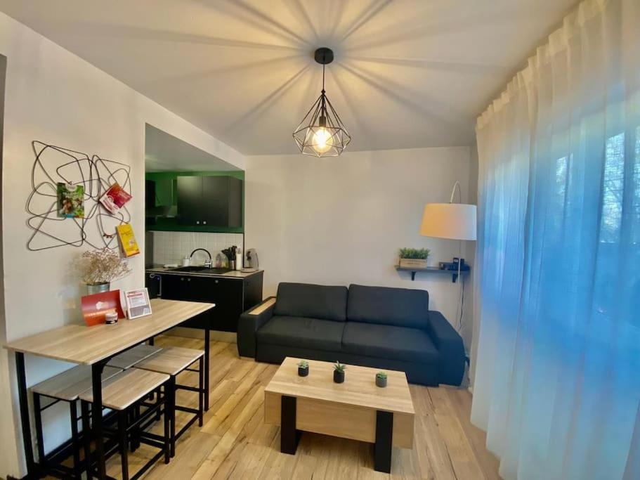 Apartment Clos Pasteur Modern For 4 People *